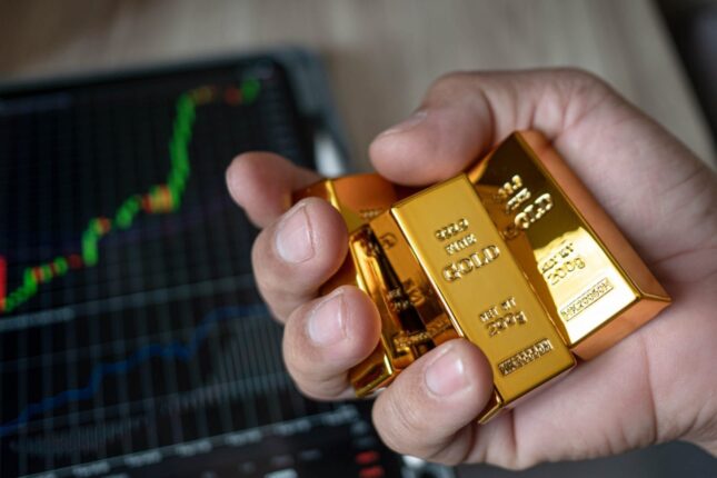 Qızılın qiyməti 3 617 dolları ötüb