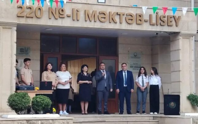 Nazirliyin QADAĞASINA MƏHƏL QOYULMUR – Məktəbdə “Fond pulu” davası