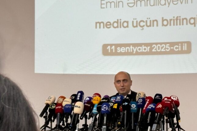 Nazirdən vahid müəllim forması ilə bağlı AÇIQLAMA