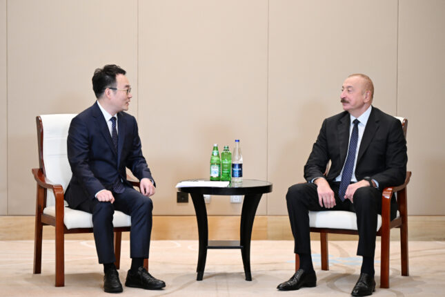 İlham Əliyev vitse-prezidentlə görüşdü