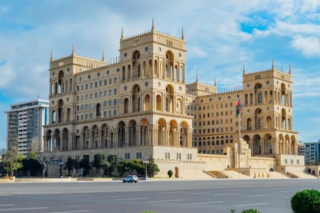 “Hökumət Evi” bağlandı