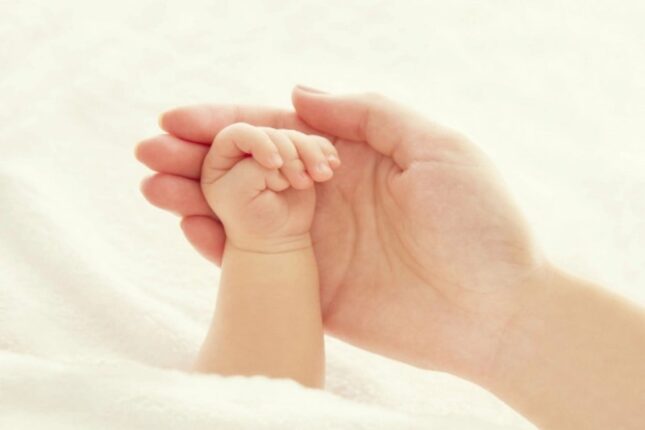 Ağcabədidə ana doğuş zamanı ölüb, körpəsi xilas edilib