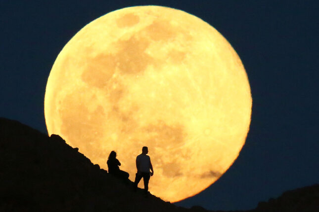 Dünya “Qanlı Ay”ı müşahidə edəcək