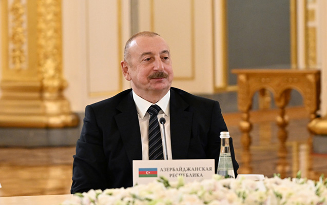 İlham Əliyev Rəhmonla təkbətək görüşdü