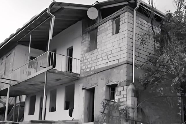 Xocalıdan yeni kadrlar: Ermənilər Xan yadigarını bərbad hala salıb (VİDEO)