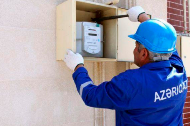 “Azəriqaz” yeni sayğacları çıxarıb köhnə sayğacları taxır – Narazılıq