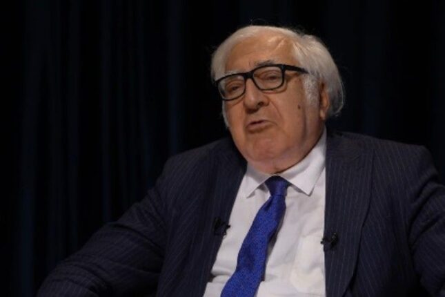 Yazıçı Anar: “Xəstəyəm, heç bir məsələ haqqında danışa bilmərəm…”