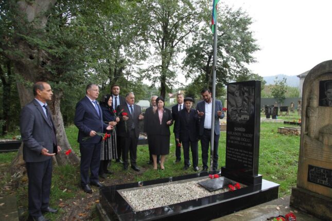 Deputat Məşhur Məmmədov Miyankü kəndinin şəhid ailələri ilə görüşüb