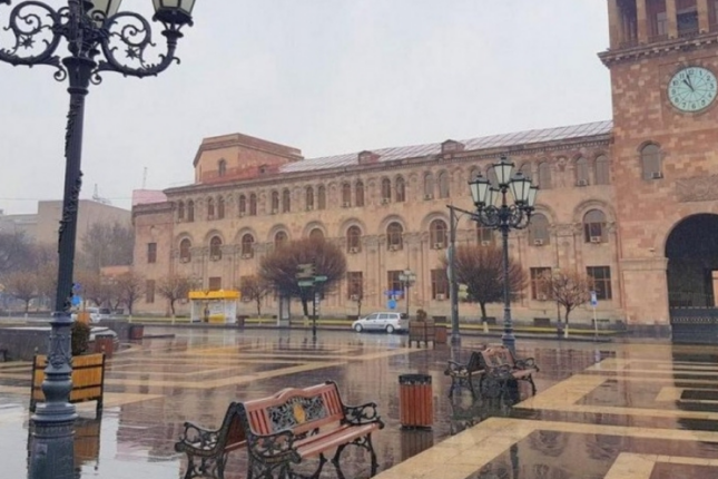 İrəvan Qarabağdan köçən ermənilər üçün 400 milyon dollar ayırıb