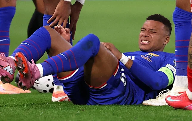 Mbappe Azərbaycanla oyunda yenidən zədələnib