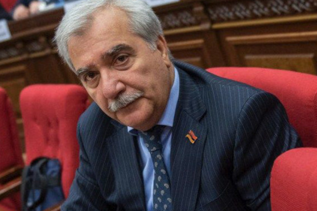 Erməni deputat: “Geciksəydik, Qarabağda qoşunlarımız mühasirəyə düşəcəkdi”