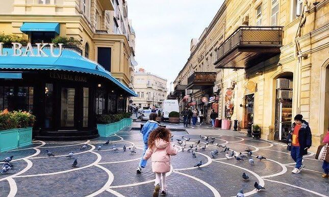 “Tarqovı”da qanunsuz fotoqraflıq edən gənc HƏBS OLUNDU