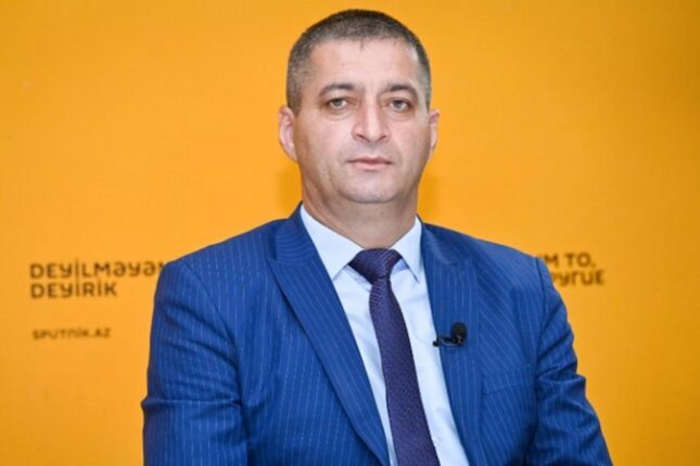 Ekspert: “Emin Əmrullayev və Elnur Əliyev ölkə təhsilini xaosa sürükləyiblər”