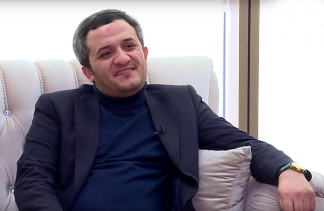 Orxan Lökbatanlı özünə 250 minlik maşın aldı – VİDEO