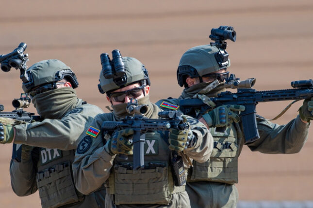 DTX 4 nəfəri dövlətə xəyanət ittihamı ilə həbs etdi – Biri hərbçidir