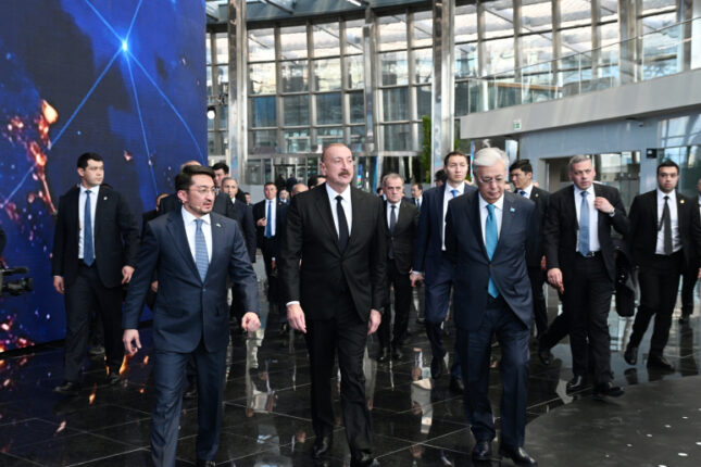 Prezidentlər Beynəlxalq Süni İntellekt Mərkəzində – Fotolar