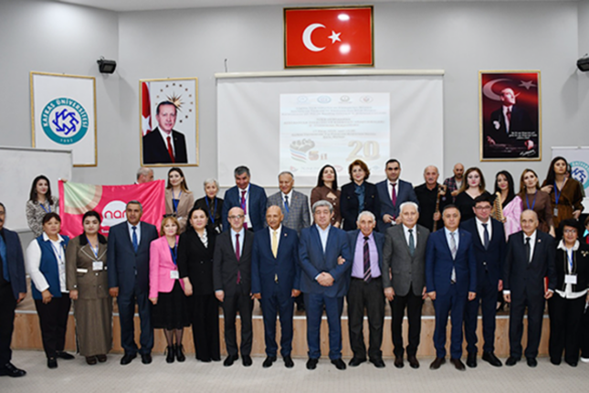 “Nar” Azərbaycan dilinə həsr olunmuş beynəlxalq simpoziuma dəstək olub