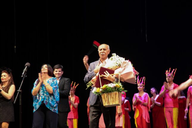 Tanınmış aktyor Əzizağa Əzizovun 65 illiyi səhnədə qeyd olunub-FOTO