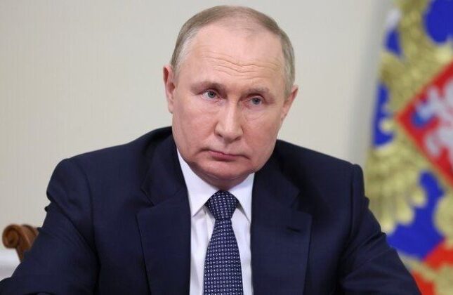 Putin AZAL təyyarəsinin qəzasından danışıb: Araşdırma obyektiv olacaq