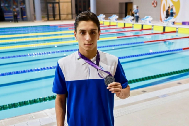 III MDB Oyunları: Üzgüçülərimiz 1 qızıl və 1 bürünc medal qazandı