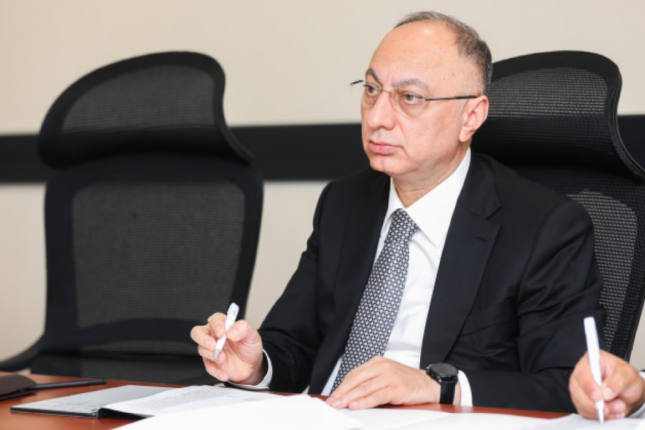 AQTA-nin 8 maşını 23 minə təmir etdirmək istəyi baş tutmadı