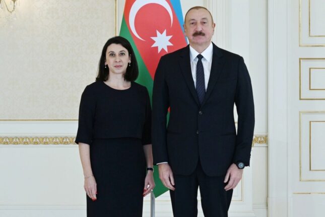 Prezident Fransanın yeni səfirinin etimadnaməsini qəbul etdi