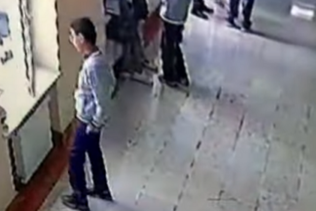 “Uşağım məktəbdən müəllimlərin səhlənkarlığına görə yıxılıb”- VİDEO