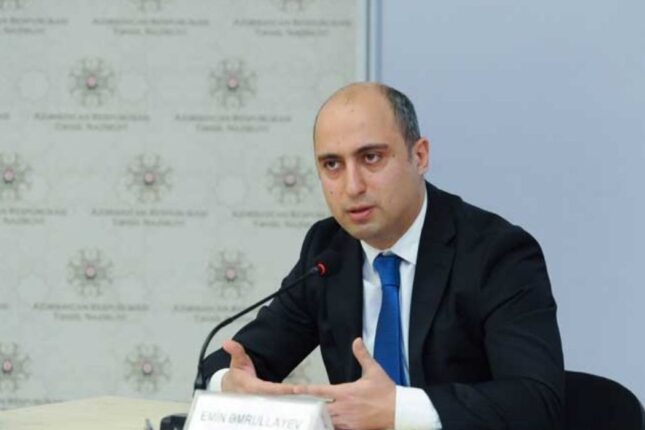 Emin Əmrullayev iki prorektoru işdən çıxardı (FOTO)
