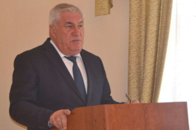 Mehdiyevin Siyəzəndəki adamı təqaüdə göndərilir