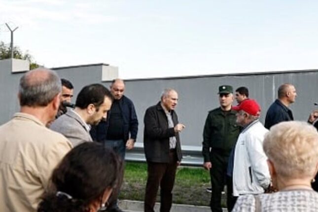 Paşinyan Azərbaycanla sərhədə gəldi