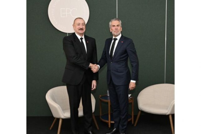 Prezident İlham Əliyev Kopenhagendə Niderlandın Baş naziri ilə görüşüb – YENİLƏNDİ