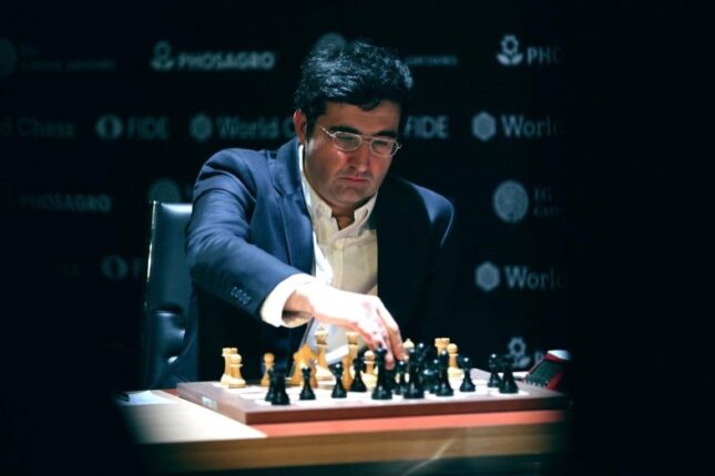 Rusiyalı şahmatçıya qarşı petisiya başladılıb