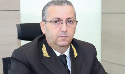 Rauf Vəliyevin birinci müavini işdən çıxarıldı