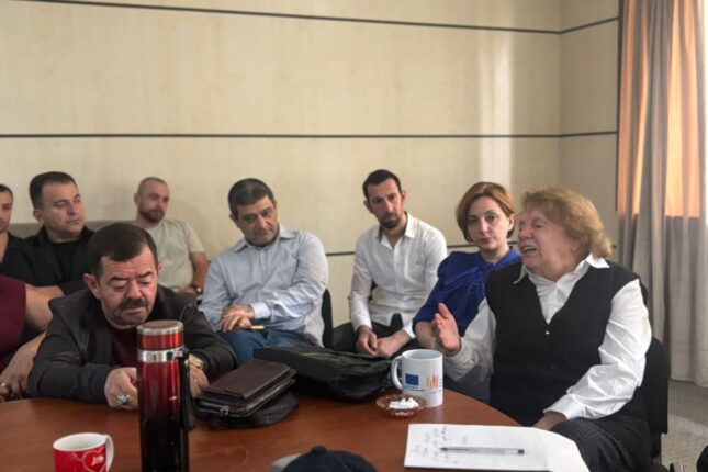 Gənc Tamaşaçılar Teatrında yeni tamaşanın oxunuş məşqlərinə başlanılıb-FOTO