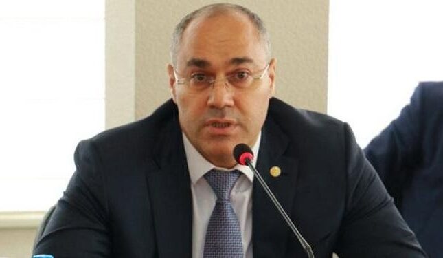 DGK-nın sabiq sədri Səfər Mehdiyevin bacanağı qadın işçisini DÖYÜB