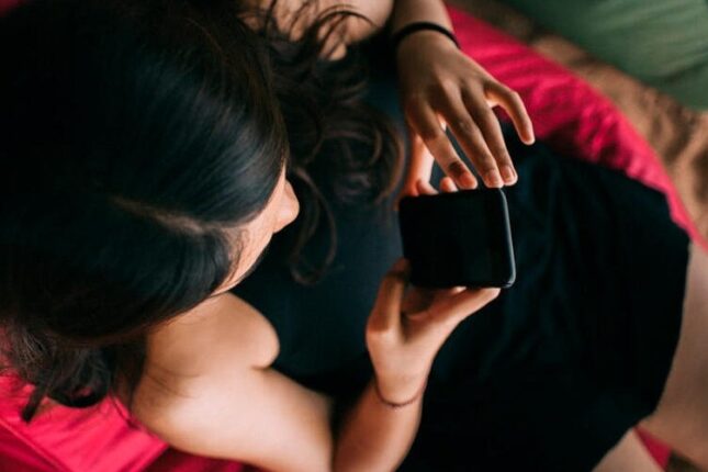 “Whatsapp”dakı bu “fırıldağı” çox adam bilmir – Xəyanət edənlərin “sirri” ifşa oldu