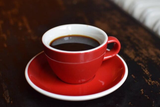 Azərbaycanlıların ən sevimli içkisi qaynar qəbul ediləndə xərçəng yaradırmış