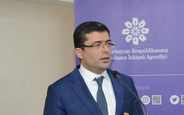 D-8 çərçivəsində Media Mükəmməllik Mərkəzinin yaradılması müzakirə olunur