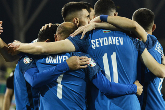 Millimiz İslandiya və Fransa ilə oyunlara bu heyətlə çıxacaq