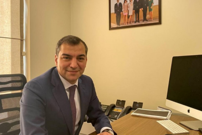 Həm mebel alıb, həm abadlıq işi görür- Turizm Agentliyinin sevimlisi- ARAŞDIRMA