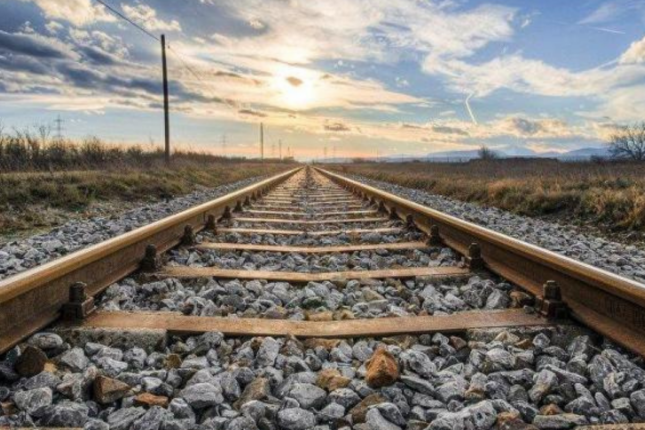 “Mehri-Naxçıvan dəmir yolunun tikintisi Paşinyanın qardaşına veriləcək”