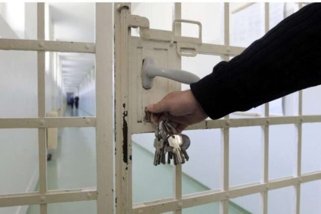 Kimlər ömürlük həbs oluna bilməz?