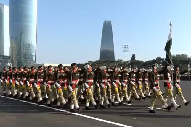 Türkiyə və Pakistan Ordusunun paradda keçidi – Video