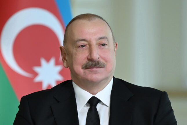 Prezidenti təbrik etdilər – Yenilənib