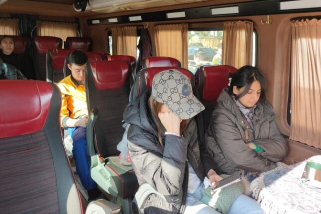 Növbəti köç karvanları Vəngli kəndinə çatıb, açarlar təqdim edilib