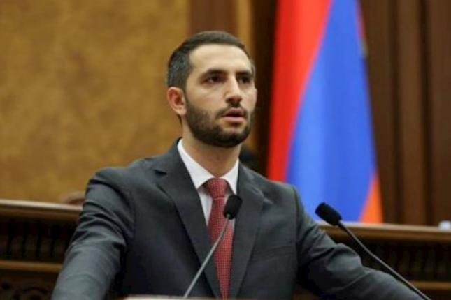 Erməni vitse-spikerdən nağıl: “Göyçə olmayıb, “Geqama” gölü olub”