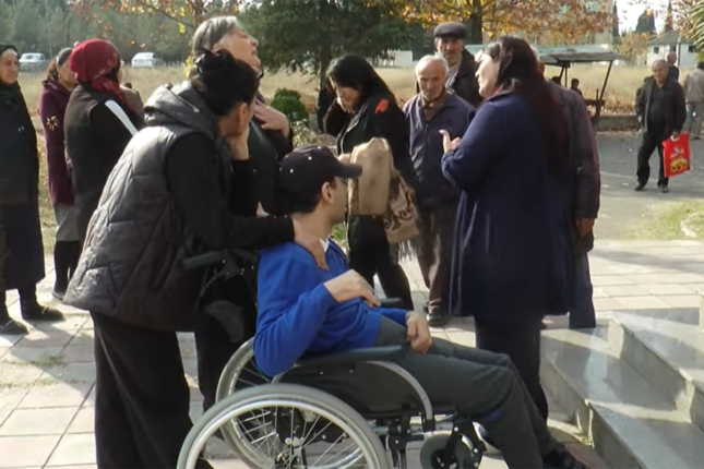 Bir qrup əlilliyi olan şəxs maddi yardımlarını ala bilmirlər – ŞİKAYƏT – VİDEO