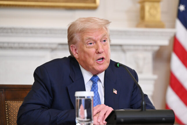 Tramp Zəngəzur dəhlizindən danışdı