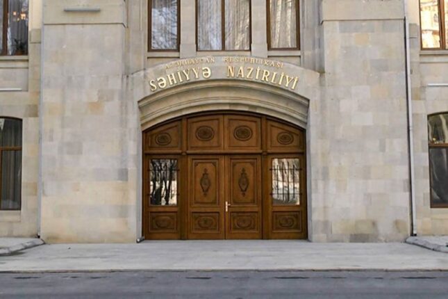 Səhiyyə Nazirliyinin tabeliyində olan mərkəz camaşırları tender keçirmədən yudurdur