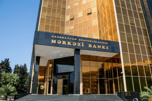 AMB 2 şirkətin vəzifəli şəxslərini cərimələdi